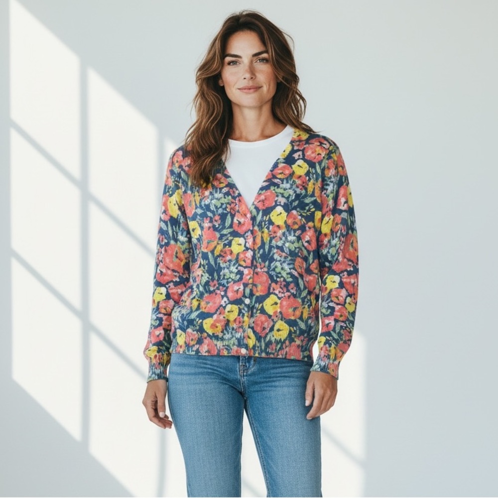 Women’s L.L. Bean Floral Button Down Cardigan 100% Cotton size M